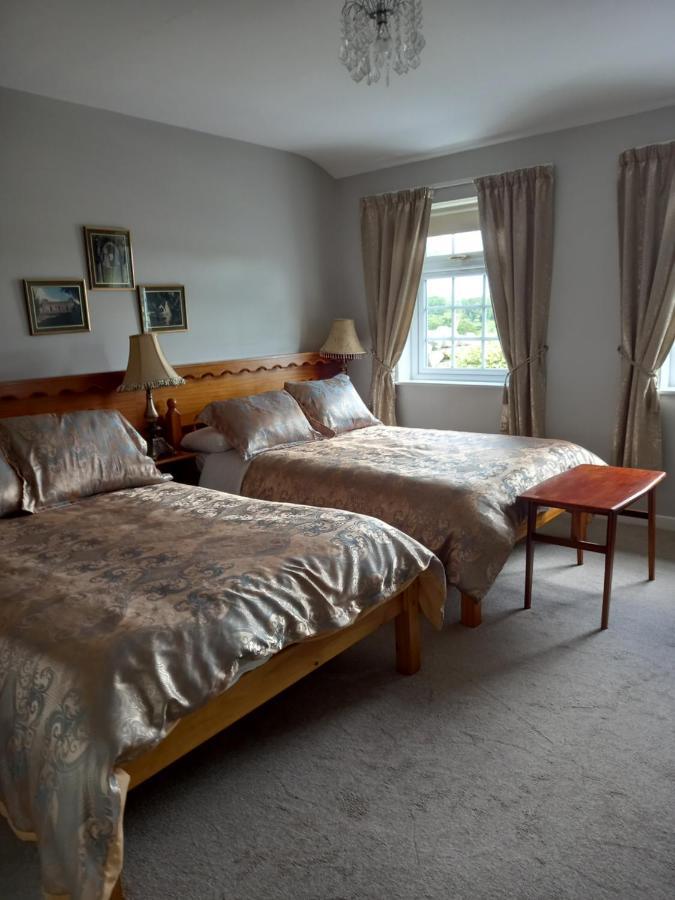 Villa Pio Accommodation Cong ภายนอก รูปภาพ