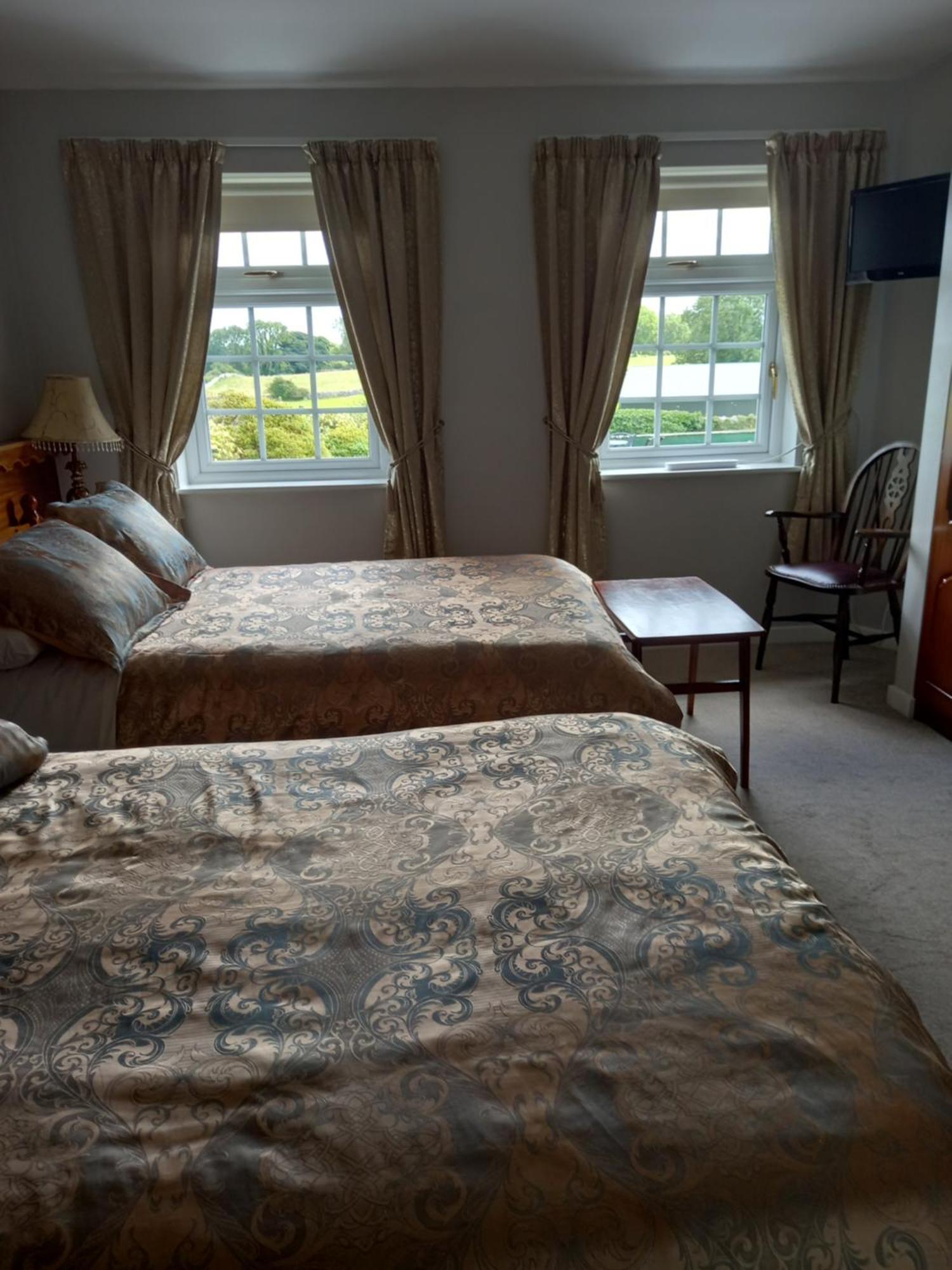 Villa Pio Accommodation Cong ภายนอก รูปภาพ