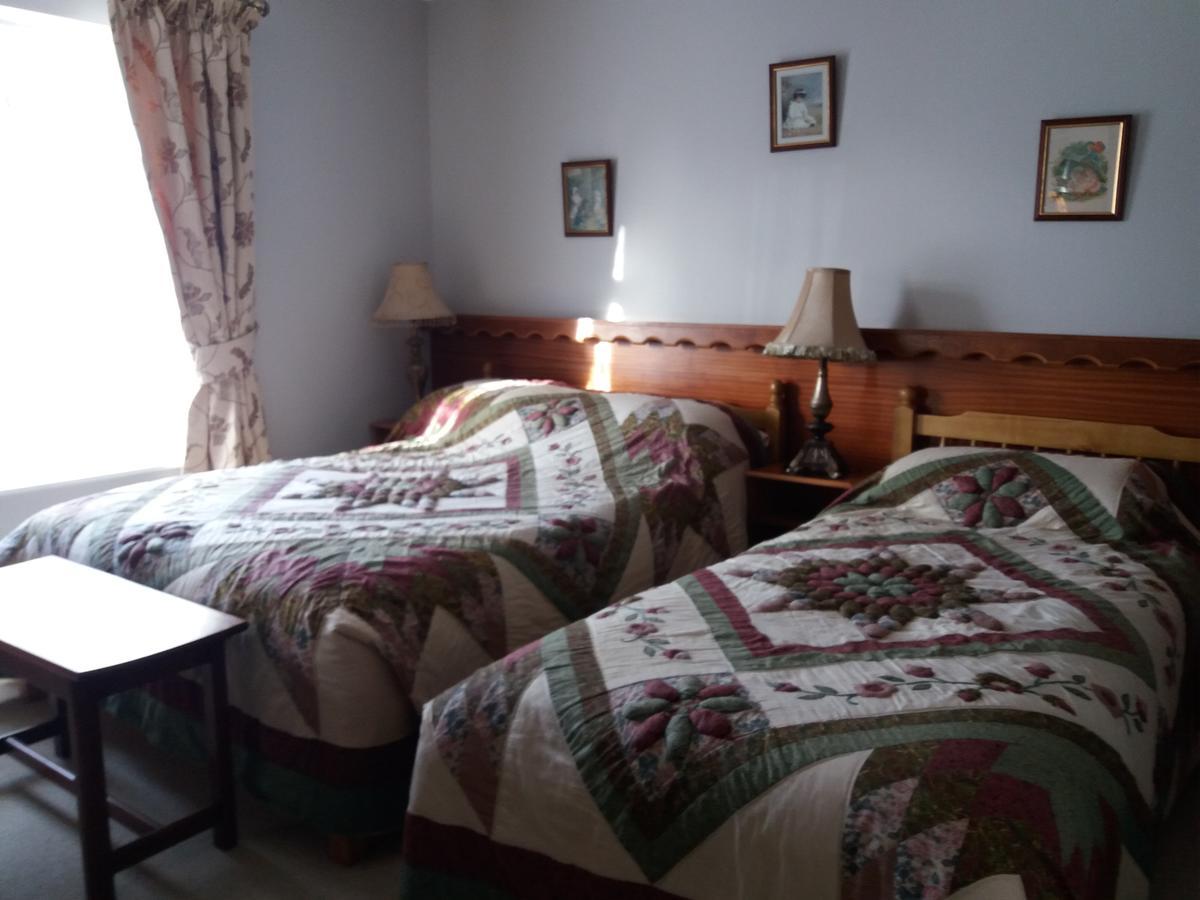 Villa Pio Accommodation Cong ภายนอก รูปภาพ